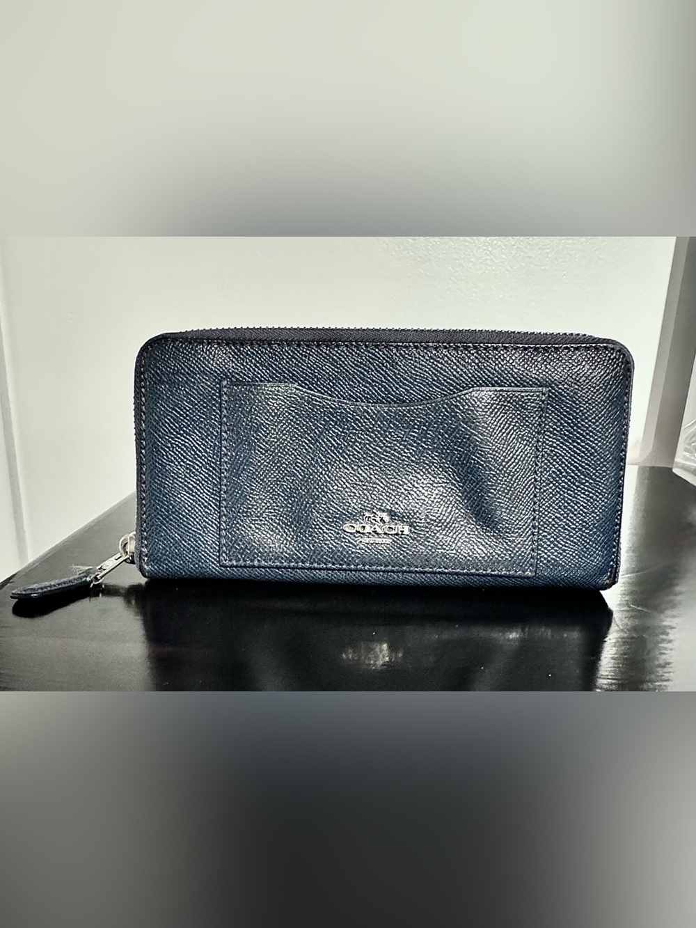 COACH Navy Blue Crossgrain Leather Accordion Zip Wallet F54007 EUC